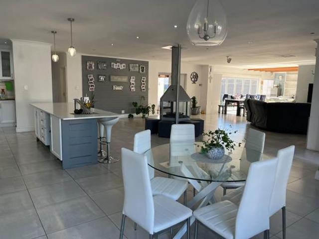 5 Bedroom House in Rouxville