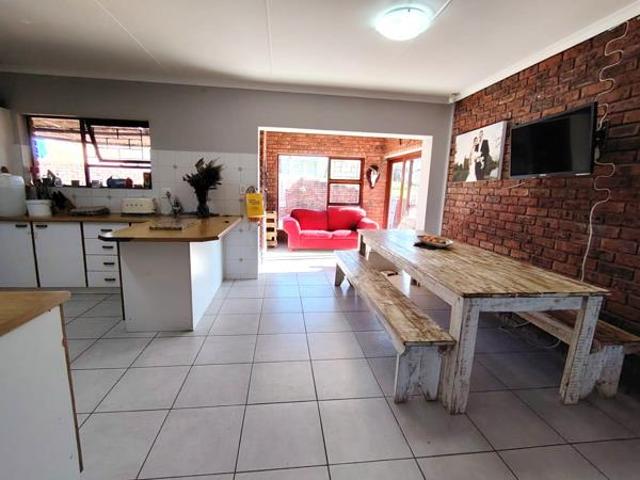 5 Bedroom House in Rooirivierrif