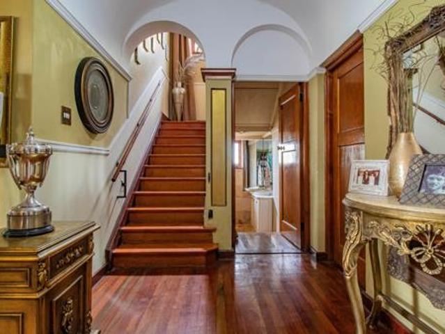 5 Bedroom House in Rosebank