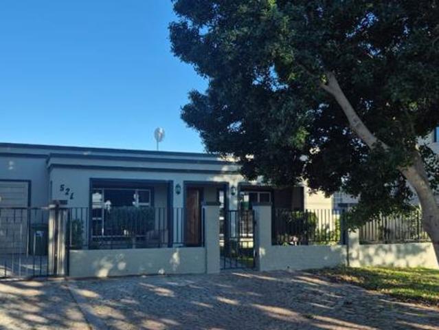 5 Bedroom House in Rawsonville