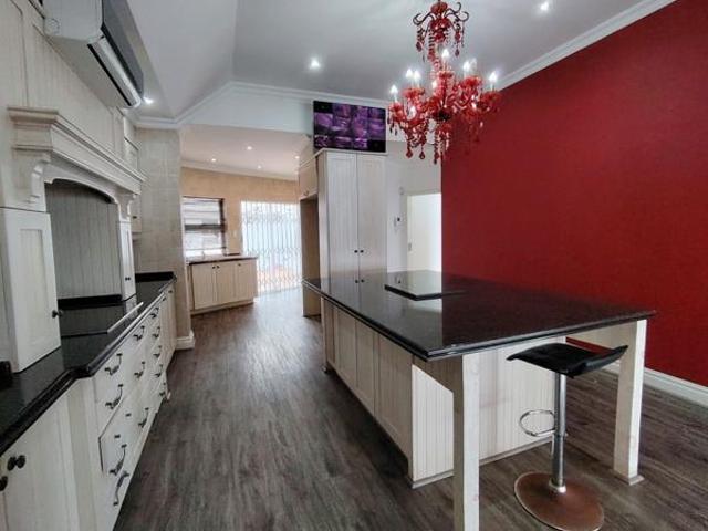 5 Bedroom House in Ramsgate