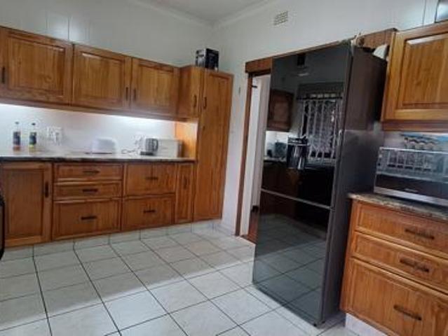 5 Bedroom House in Ramsgate