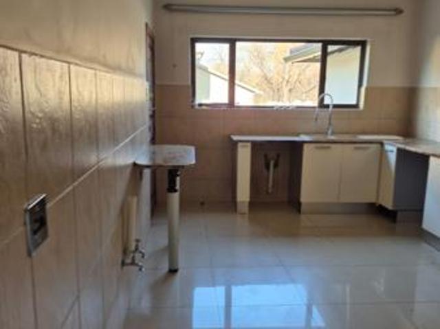 5 Bedroom House in Raslouw
