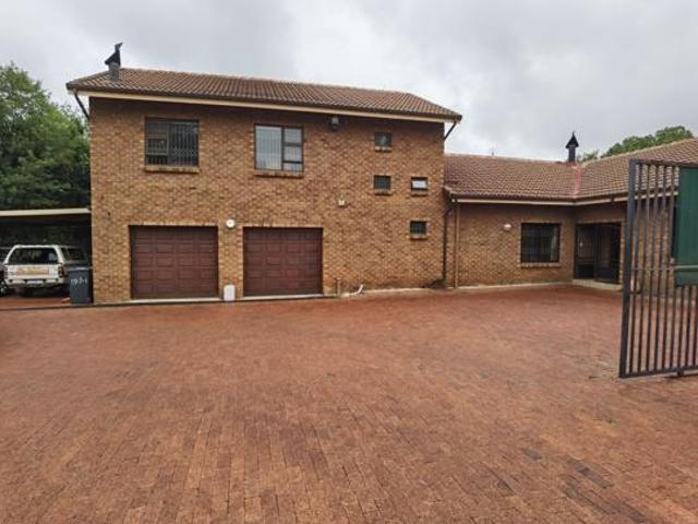 5 Bedroom House in Raslouw