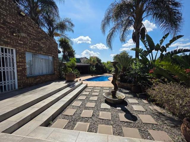 5 Bedroom House in Reyno Ridge