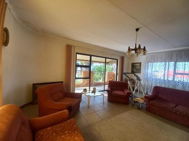 5 Bedroom House in Reyno Ridge