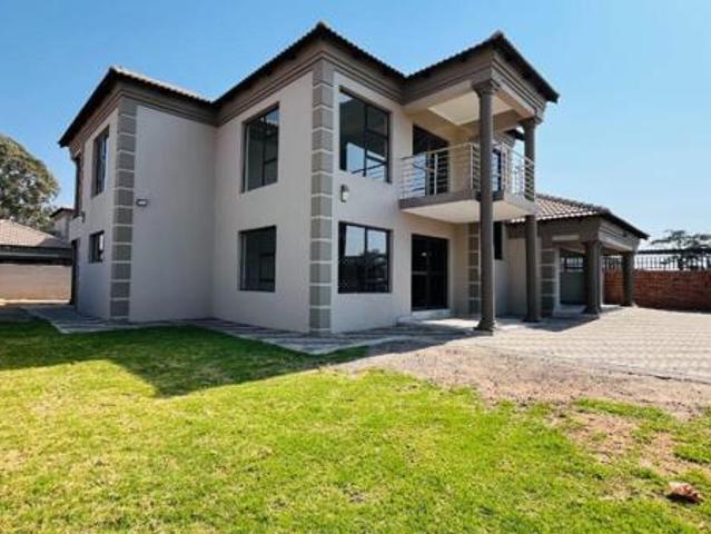5 Bedroom House in Reyno Ridge