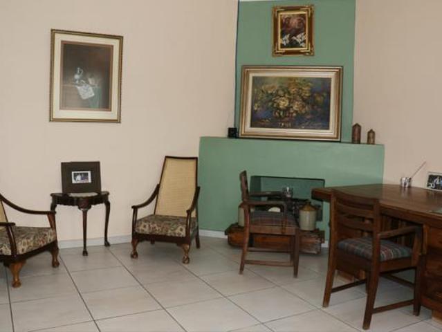5 Bedroom House in Rensburg
