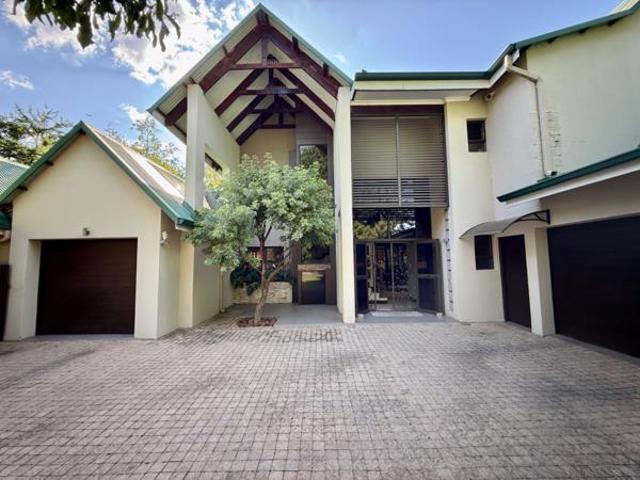 5 Bedroom House in Rustenburg Central