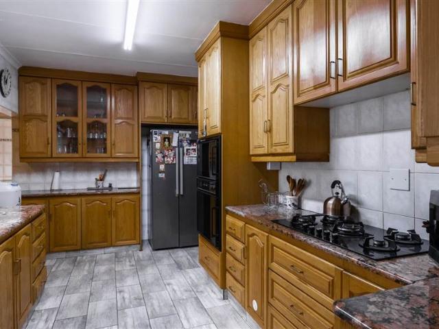 5 Bedroom House in Wonderboom