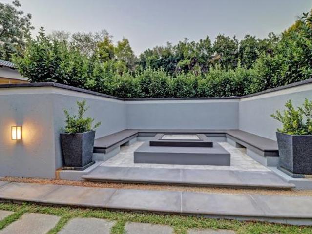 5 Bedroom House in Woodhill