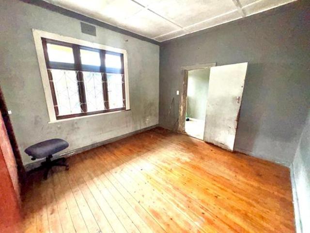 5 Bedroom House in Woodstock