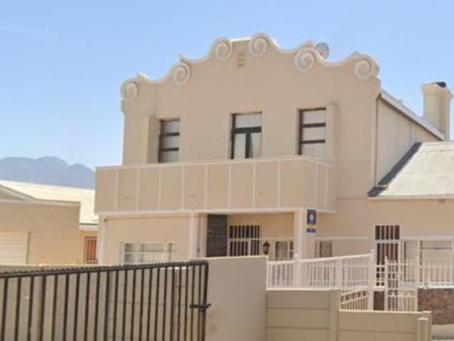 5 Bedroom House in Worcester Central