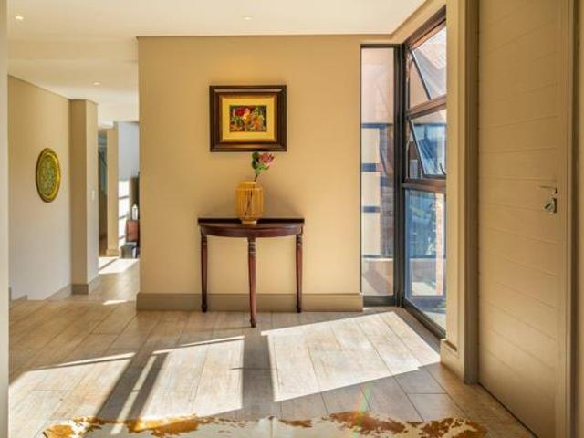 5 Bedroom House in Waterfall Country Estate