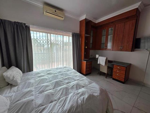 5 Bedroom House in Waterkloof