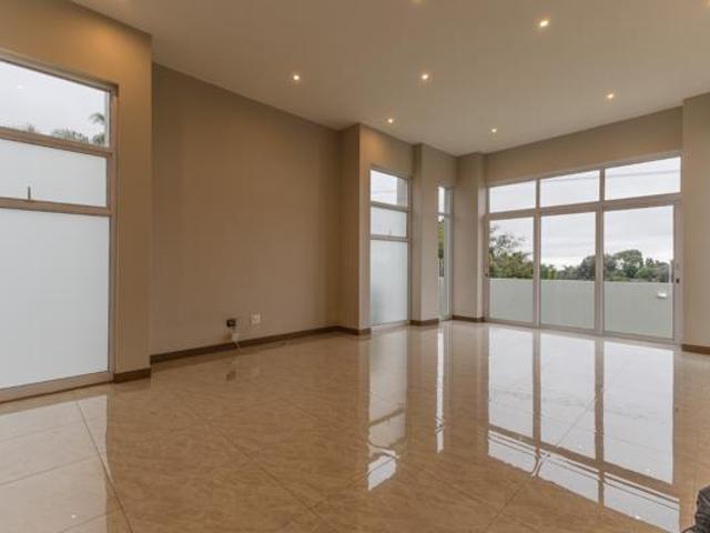 5 Bedroom House in Waterkloof Heights