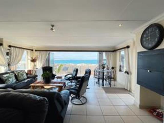 5 Bedroom House in Wavecrest