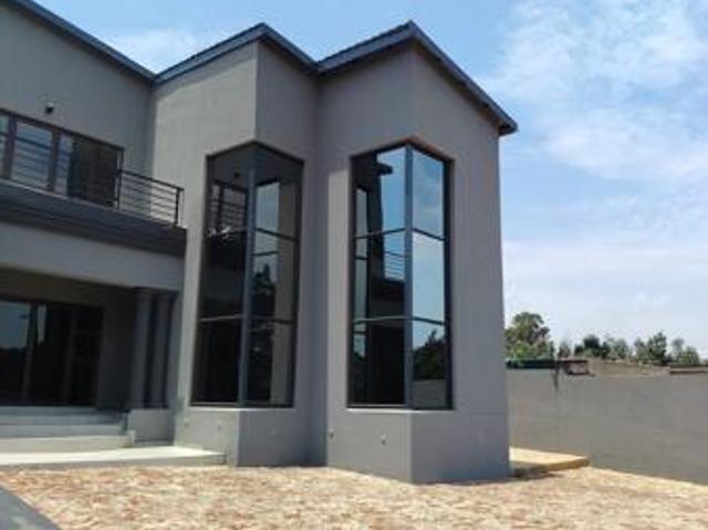 5 Bedroom House in Walkerville
