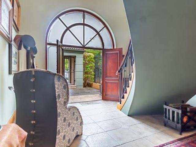 5 Bedroom House in Welgemoed
