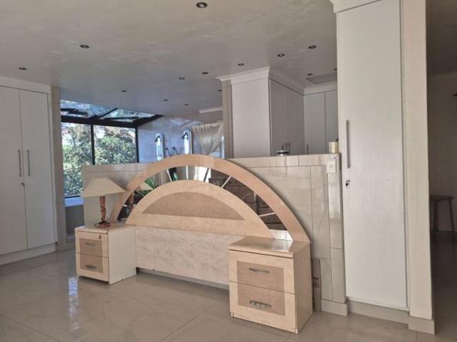 5 Bedroom House in West Acres