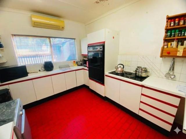 5 Bedroom House in West Acres