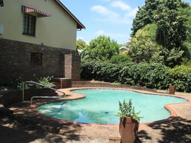 5 Bedroom House in West Acres Ext 7