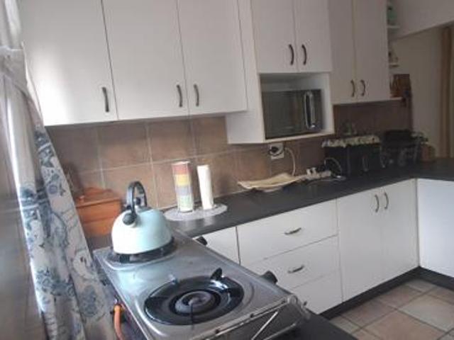 5 Bedroom House in Westbrook