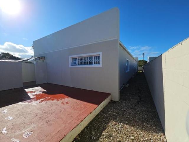 5 Bedroom House in Westcliff