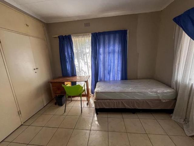 5 Bedroom House in Westdene