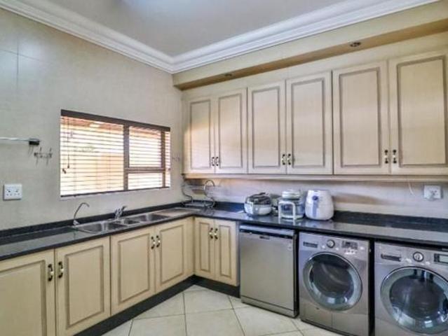 5 Bedroom House in Westlake Country & Safari Estate