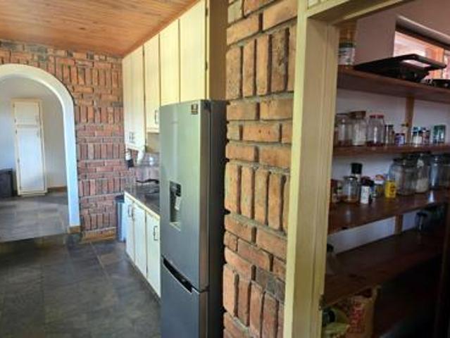 5 Bedroom House in White River