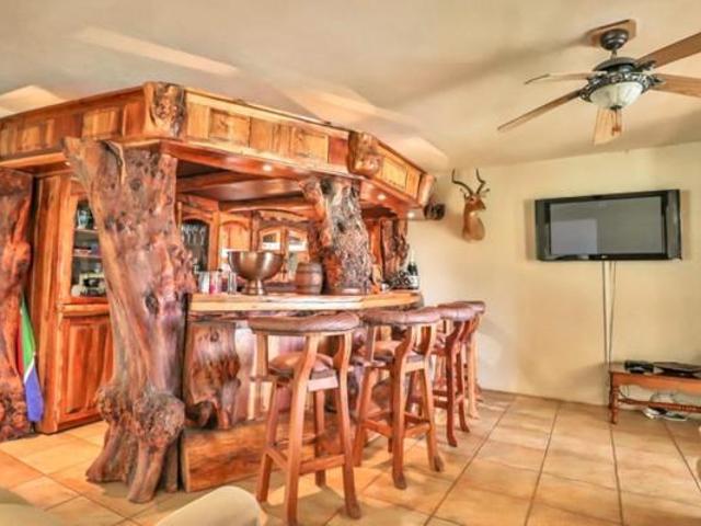 5 Bedroom House in White River AH