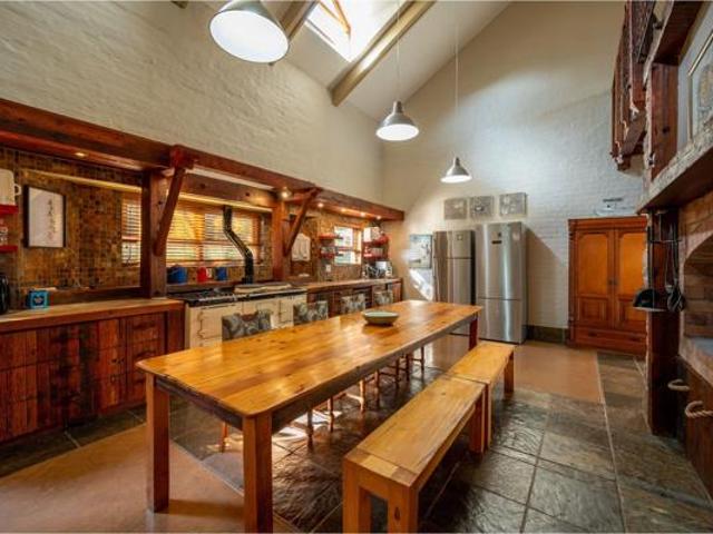 5 Bedroom House in White River AH