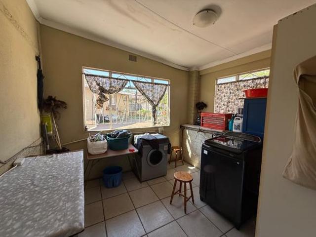 5 Bedroom House in Witbank Central