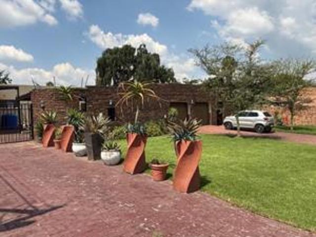 5 Bedroom House in Witbank Central
