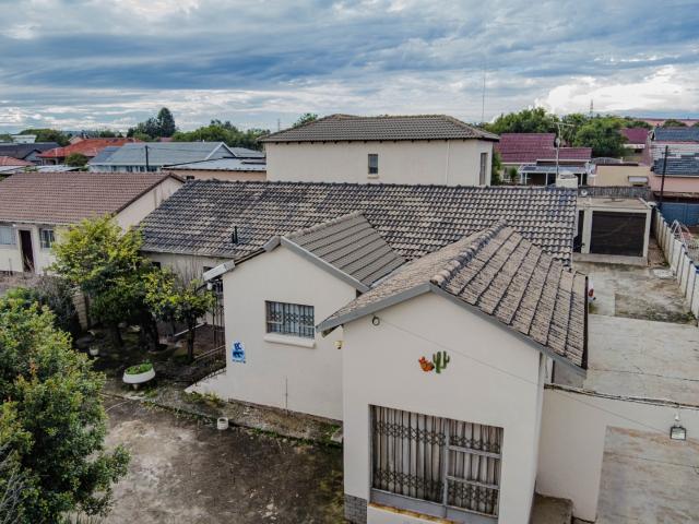 5 Bedroom House in Witpoortjie