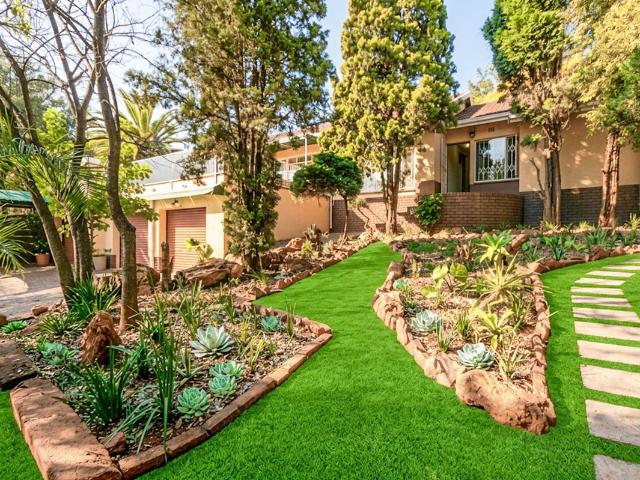 5 Bedroom House in Wilro Park