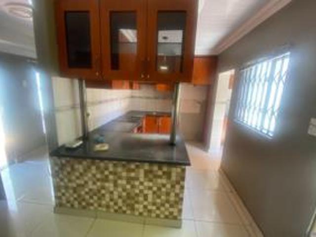 5 Bedroom House in The Orchards
