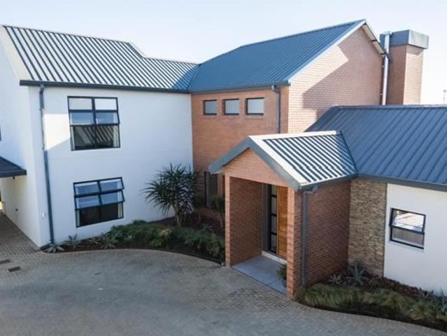 5 Bedroom House in The Aloes Lifestyle Estate