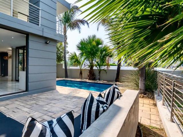 5 Bedroom House in The Island Estates