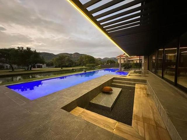 5 Bedroom House in The Island Estates