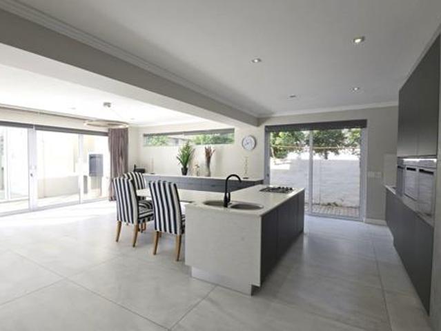 5 Bedroom House in The Islands Estate