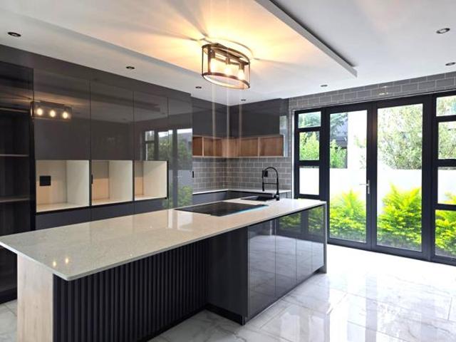 5 Bedroom House in The Islands Estate