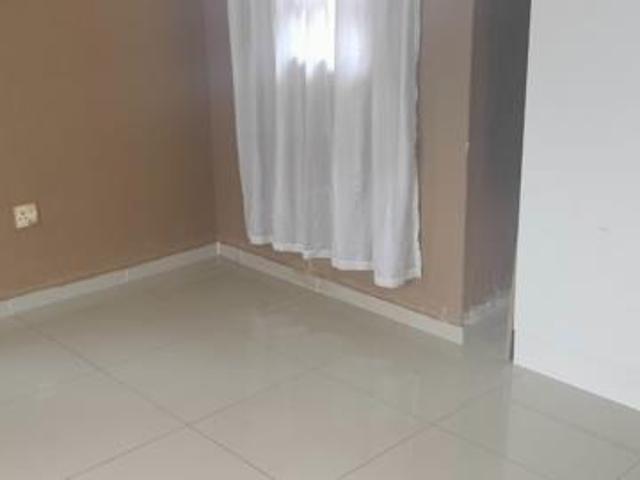 5 Bedroom House in The Reeds