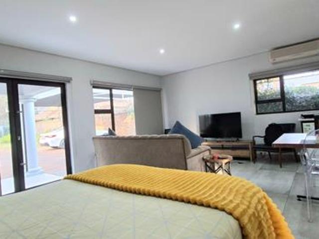 5 Bedroom House in Three Rivers