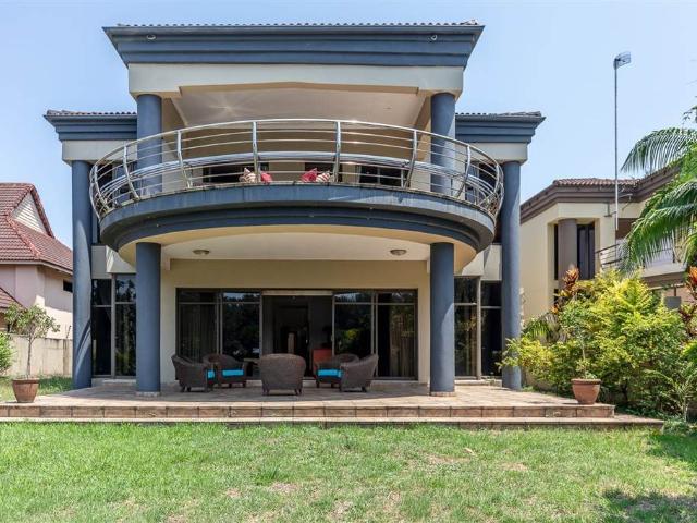 5 Bedroom House in Tuzi Gazi