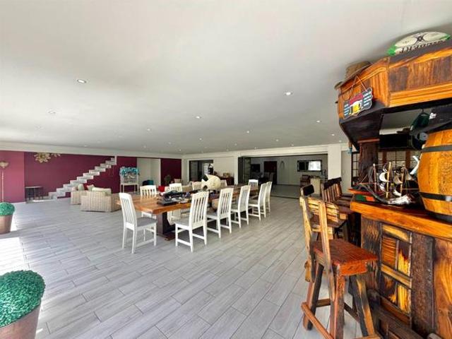 5 Bedroom House in Umtentweni