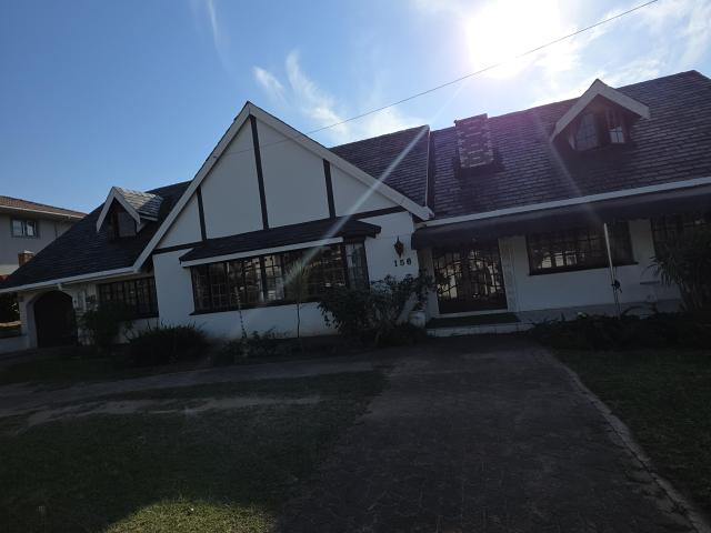 5 Bedroom House in Umhlatuzana