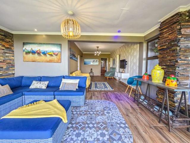 5 Bedroom House in Umhlali