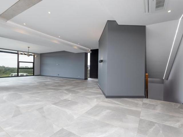 5 Bedroom House in Umhlanga Ridge